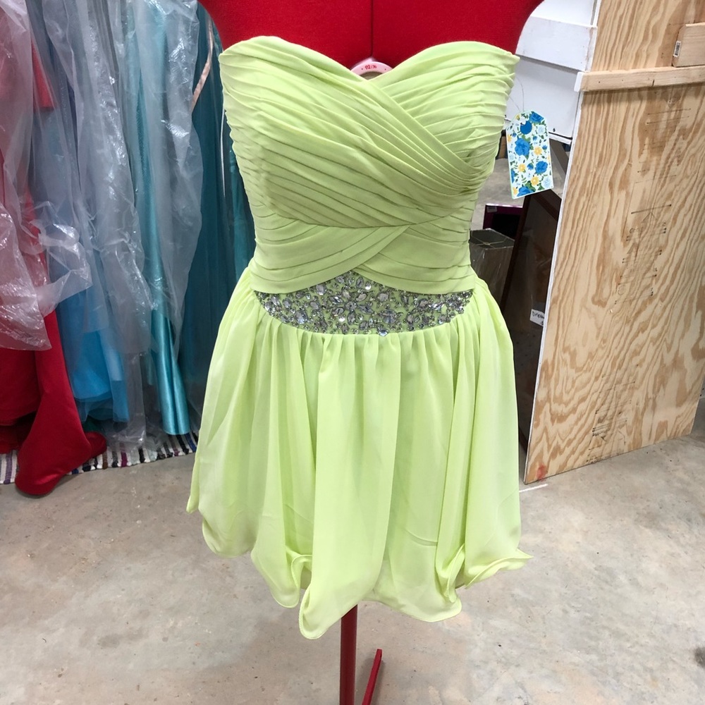 Short lime/yellow formal dress